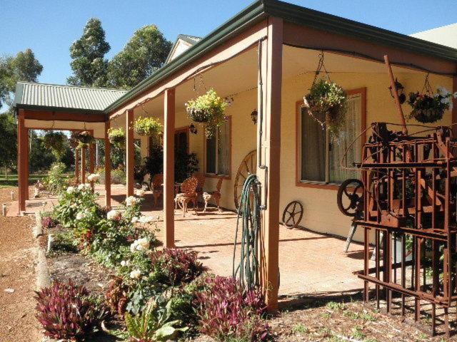 Enderslie House Bed & Breakfast Muchea Extérieur photo